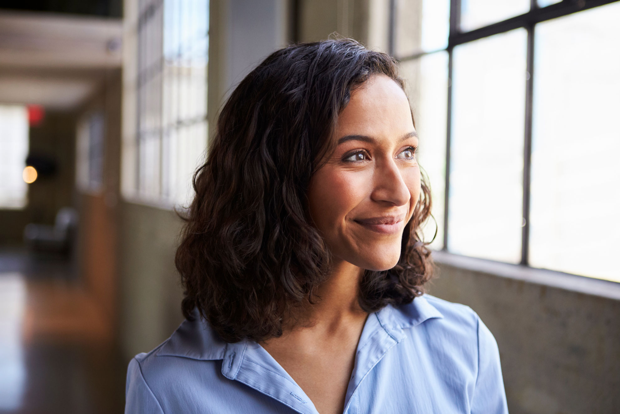 Female_Smiling_Staring Female_Smiling_Staring